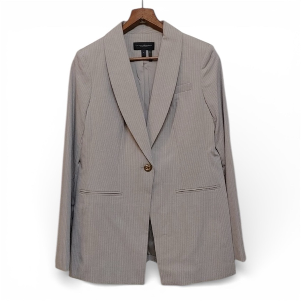 NWT Donna Karen Beige Pinstripe Blazer Preppy Timeless Womens Size 4 Retail $220